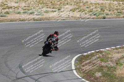 media/Apr-20-2025-AHRMA (Sun) [[393a79c373]]/Race/Group 8/Turn 4b/